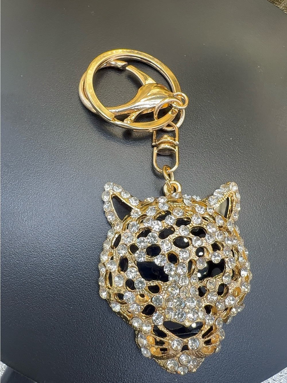 Gold Crystal Leopard Head Keychain - Fashion Charm